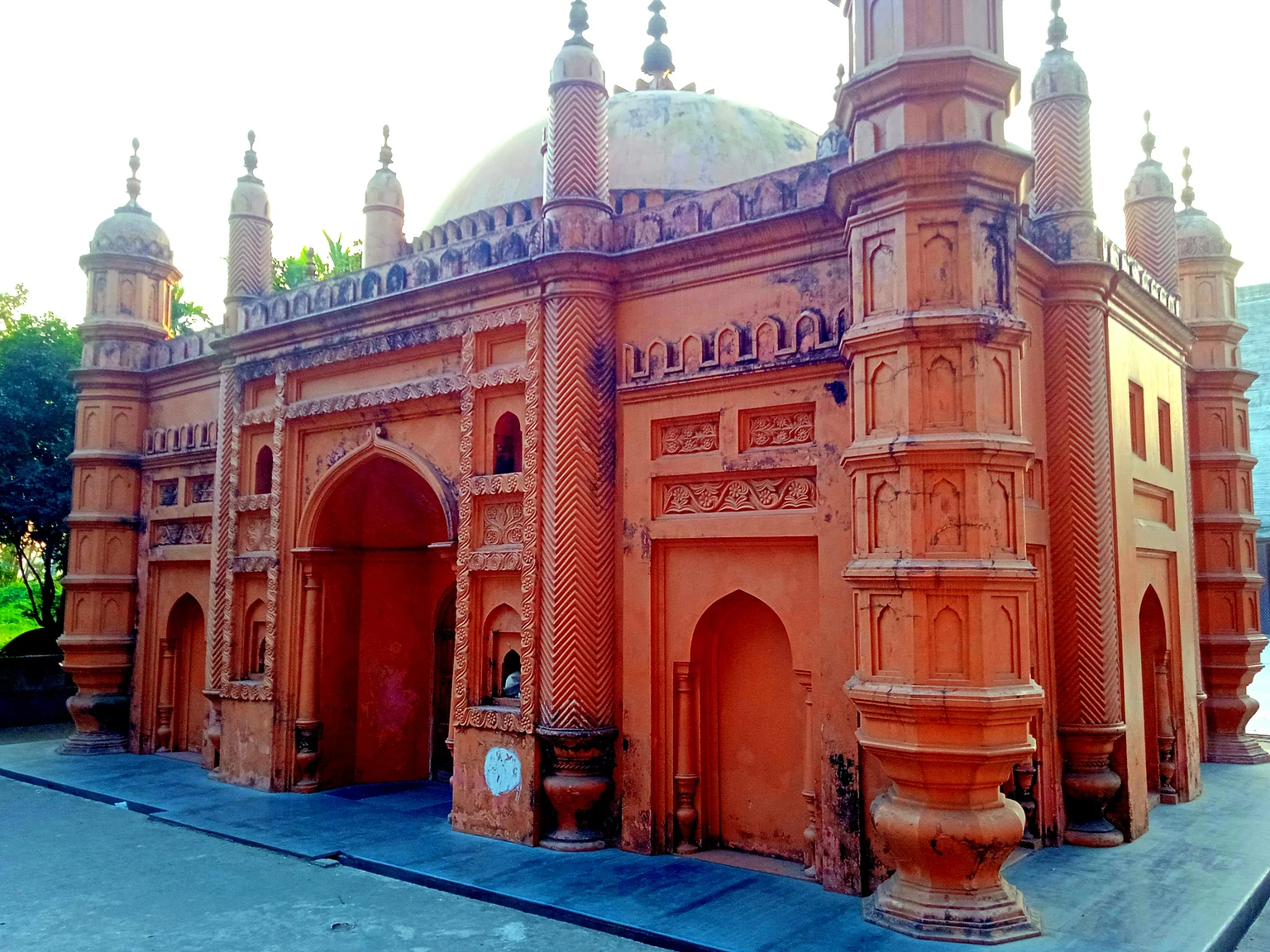 ২৩০ বছরের পুরোনো আজগর আলী চৌধুরী জামে মসজিদ