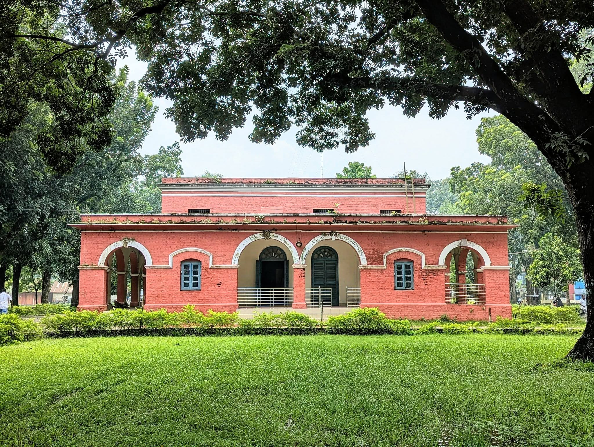 দিনাজপুর কালেক্টরেট মিউজিয়াম